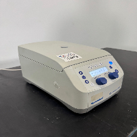 Certified Eppendorf Centrifuge 5425 image 0